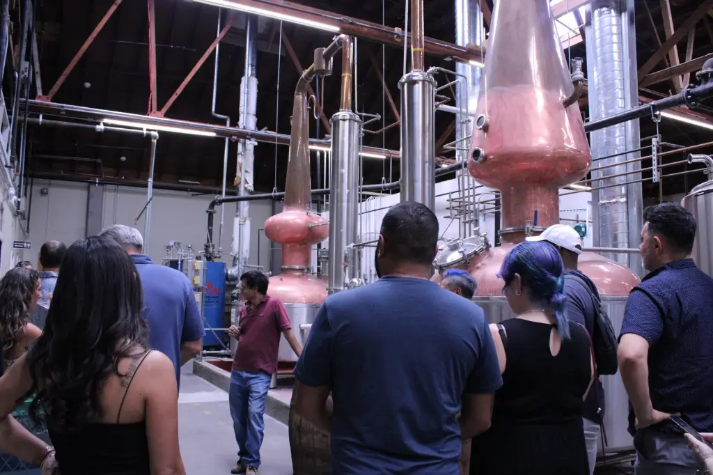 DISTILLERY TOUR & PRIVATE TASTING
